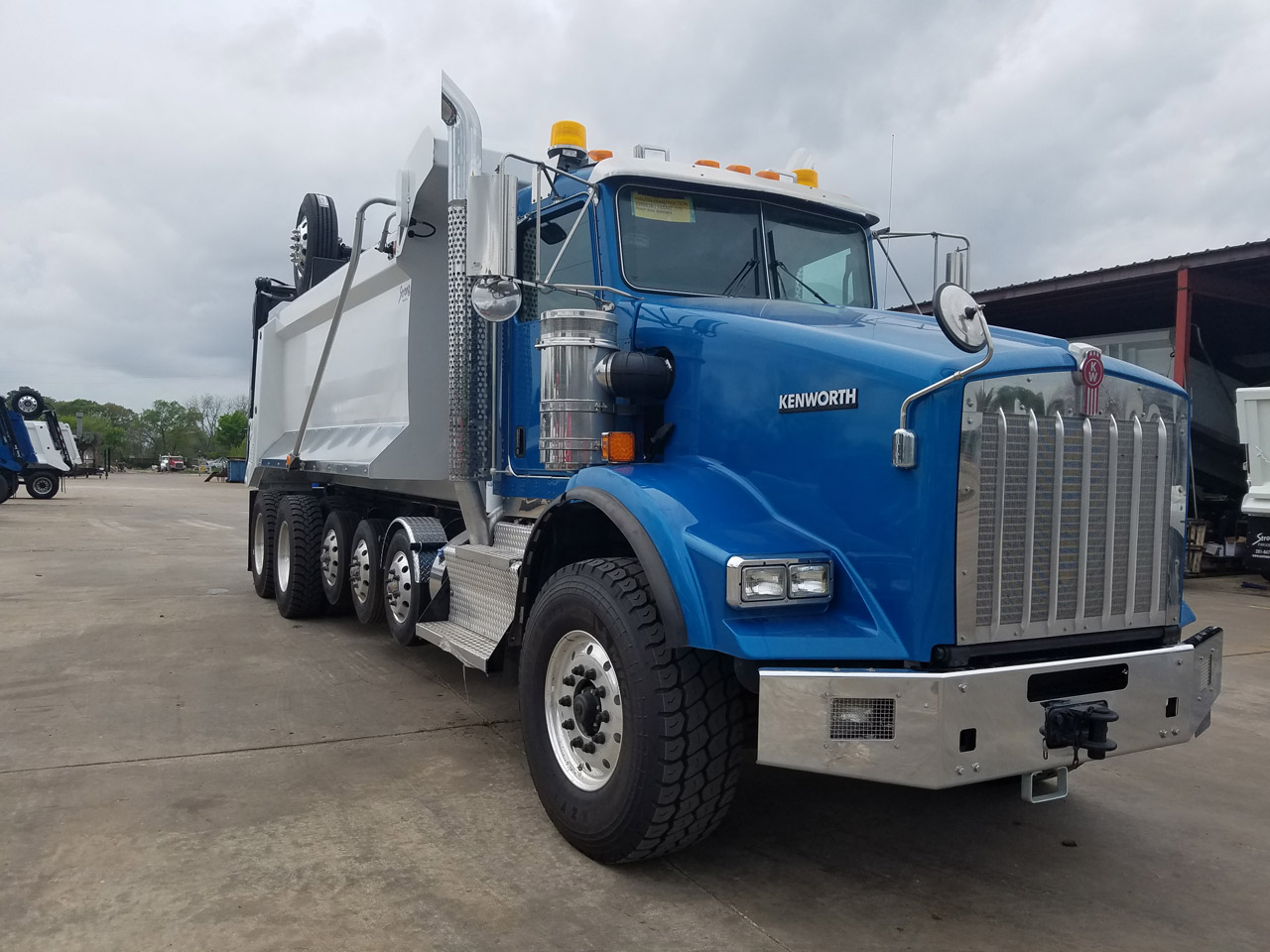 Super Dump  Super 18 Dump Truck for Sale - 2017 Kenworth T800