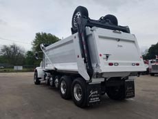 Peterbilt Super Dump - Driver Rear Angle Axles Up