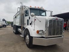 Peterbilt Tandem Strong Box - Passenger Side Front Angle