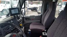 Peterbilt 567 Super Dump - Interior